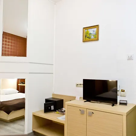 Olsi 4* Chişinău